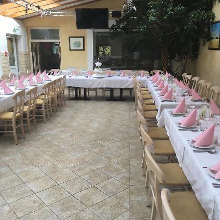 Weinhotel Kirchenwirt Gols Ngoại thất bức ảnh
